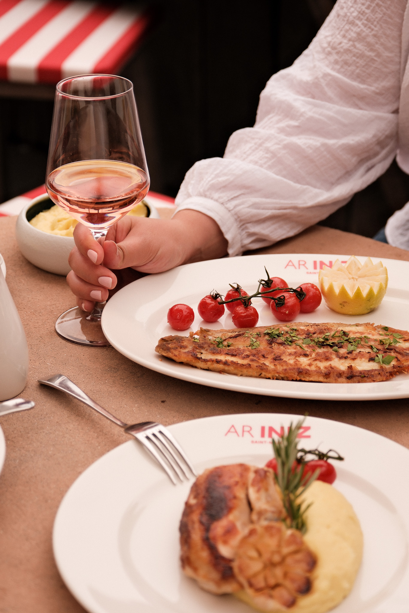 restaurant hotel bord de mer bretagne